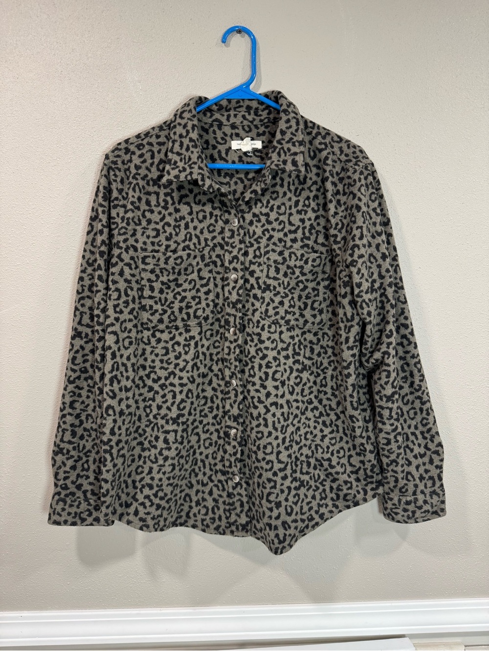 Leopard Print Button-Down Shirt - - Picture 2 of 7